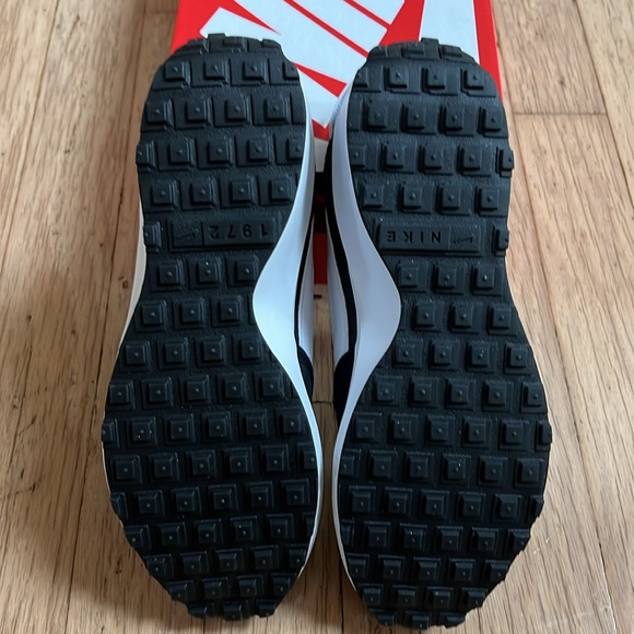 Nike Men’s Waffle Debut NWOB - Picture 7 of 11